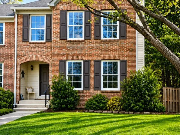 3299 Greco Ct, Woodbridge, VA 22192