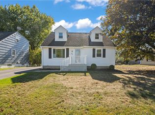 61 Calhoun Ave, Rochester, NY 14606