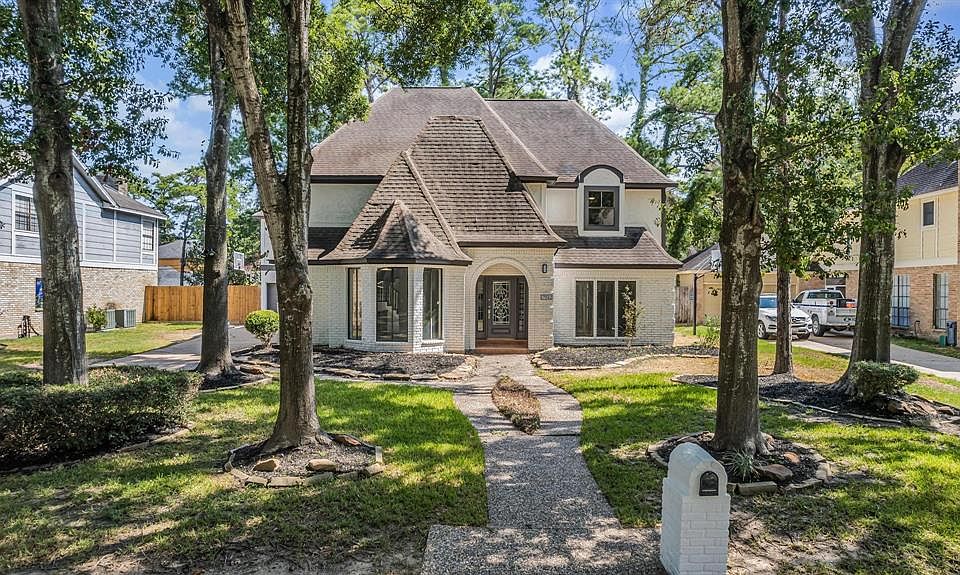 1st image of 17512 Ponderosa Pines Dr