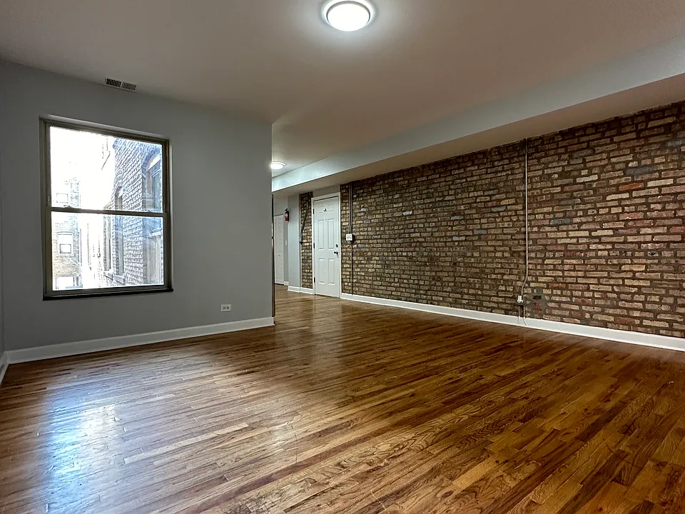 Living room/ family room