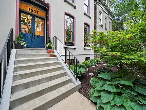 3rd image of 1817 Lasalle St