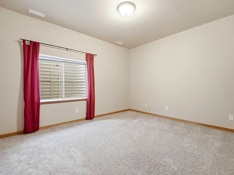 1630A Oakmont Dr — Photo 13