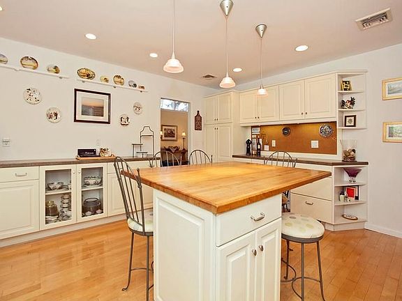 Pristine and Spacious