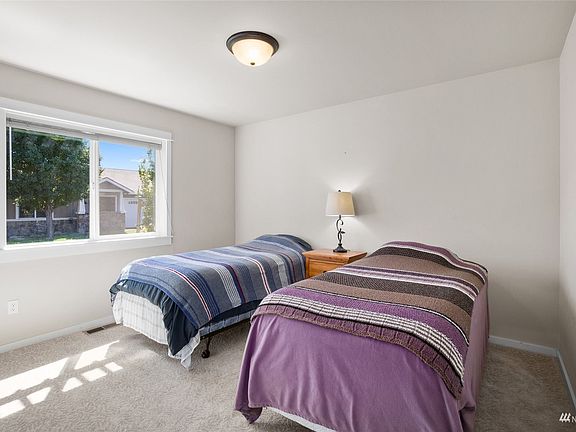 5th image of 803 S Willow St APT 201