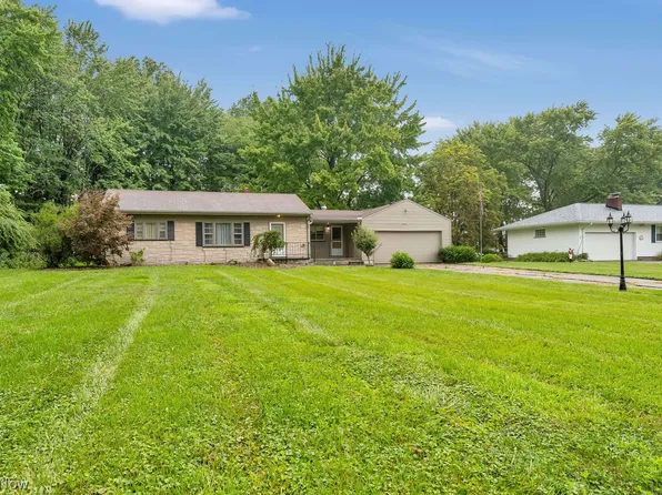 6738 James St, Poland, OH 44514
