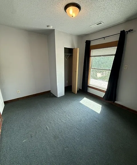 2604 Walnut St #B — Photo 4