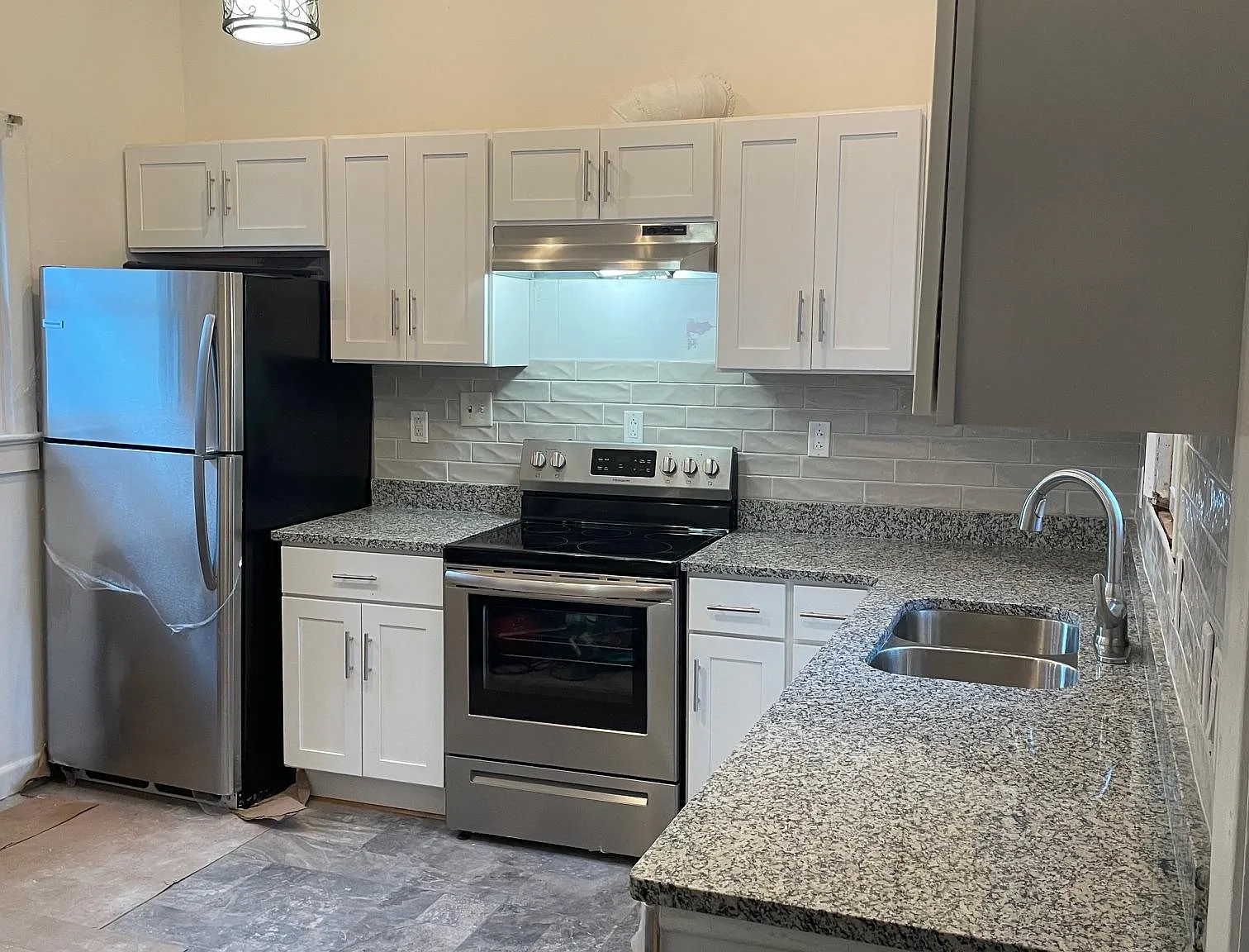 2 bed, 1250 sqft, $1,500 — Photo 2
