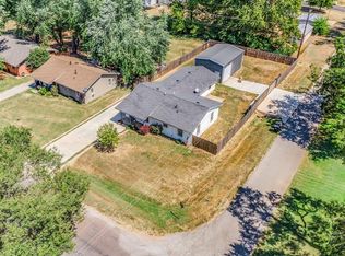 218 S Main Ave, Washington, OK 73093