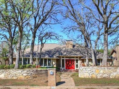 2812 Marquis Cir E, Arlington, TX, 76016