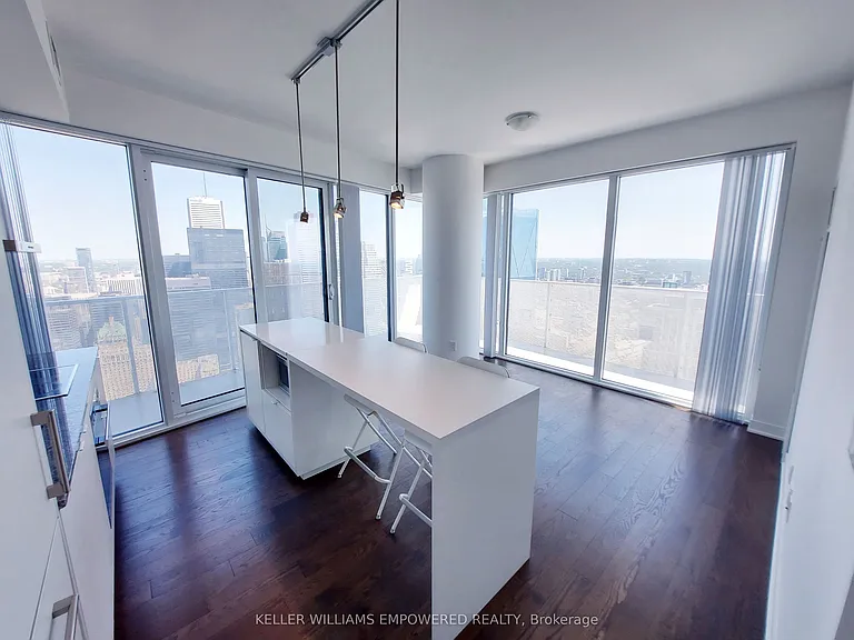 88 Harbour St #6304 — Photo 5