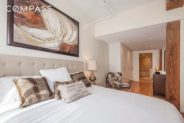 Sold by Compass | media 19