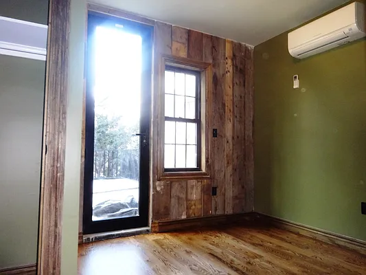 Rented by Blue Egg Realty Corp | media 49