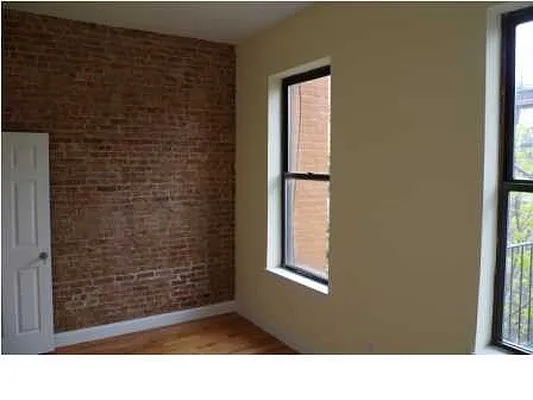 Rented by Harlem Lofts | media 10