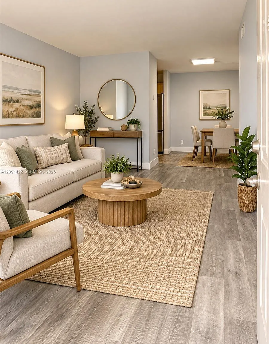 Springs Park East Condo — Photo 4