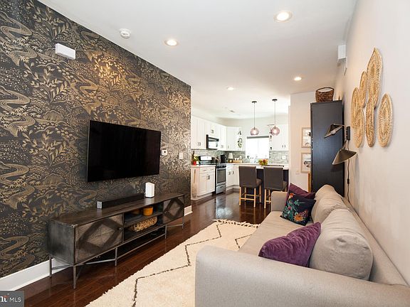 5th image of 2630 Latona St
