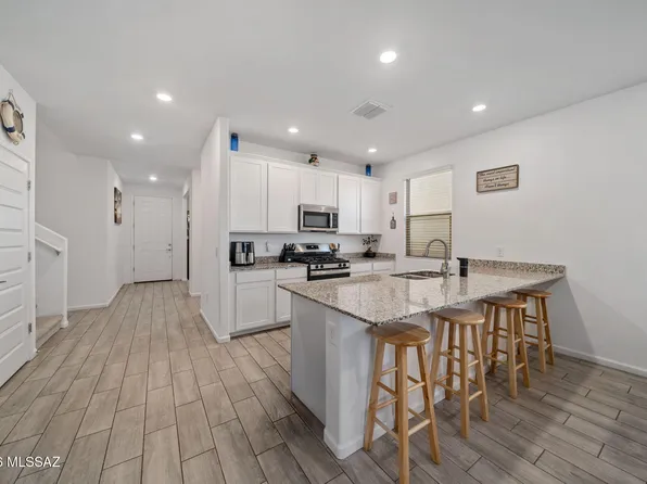 757 W Calle El Teclado, Sahuarita, AZ 85629