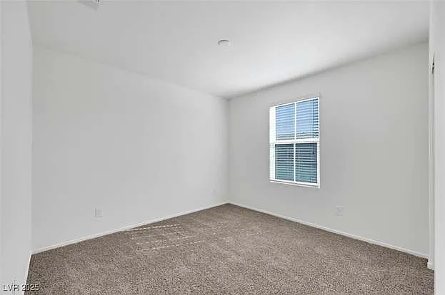 4561 Woolcomber St N — Photo 25
