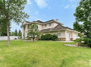 285 Estate Dr, Strathcona County, AB T8B 1L8
