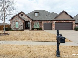 4278 E Black Canyon St, Fayetteville, AR 72701