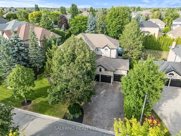 107 Deerchase Cir, Vaughan, ON L4H 1B4