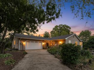 505 E Burdick Rd, Chesterton, IN 46304