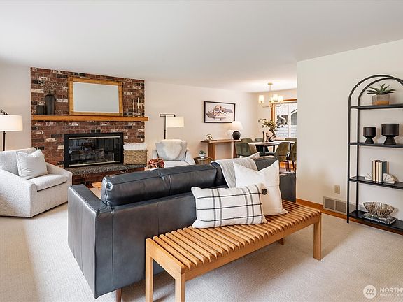 4th image of 14053 2nd Avenue NW