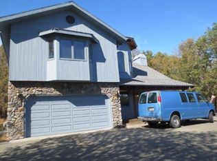380 Honeycutt Dr, Grants Pass, OR 97526