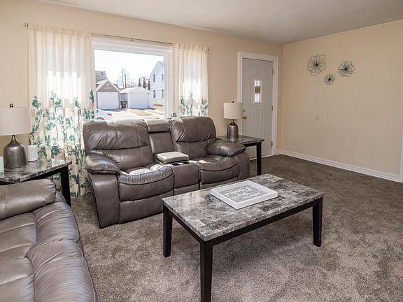 Living Room Opposite View