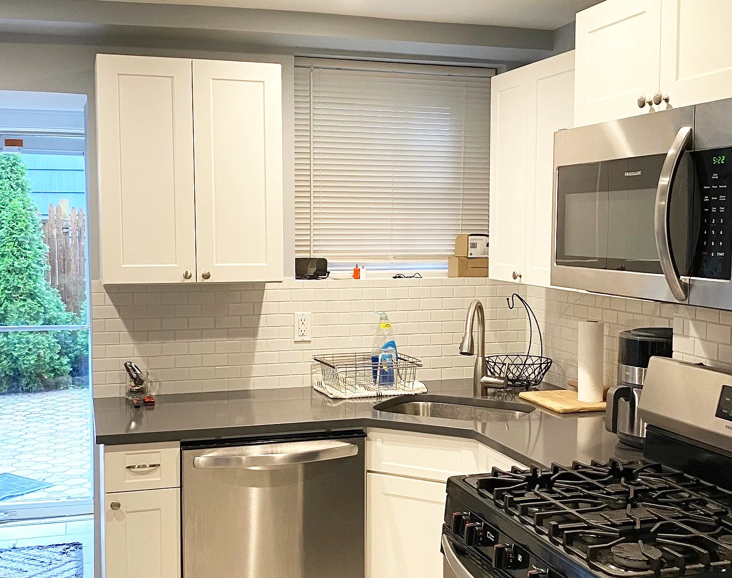 1 bed, 500 sqft, $2,200 — Photo 3