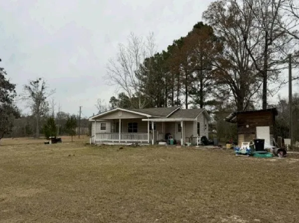1425 Lake Victor Rd, Westville, FL 32464