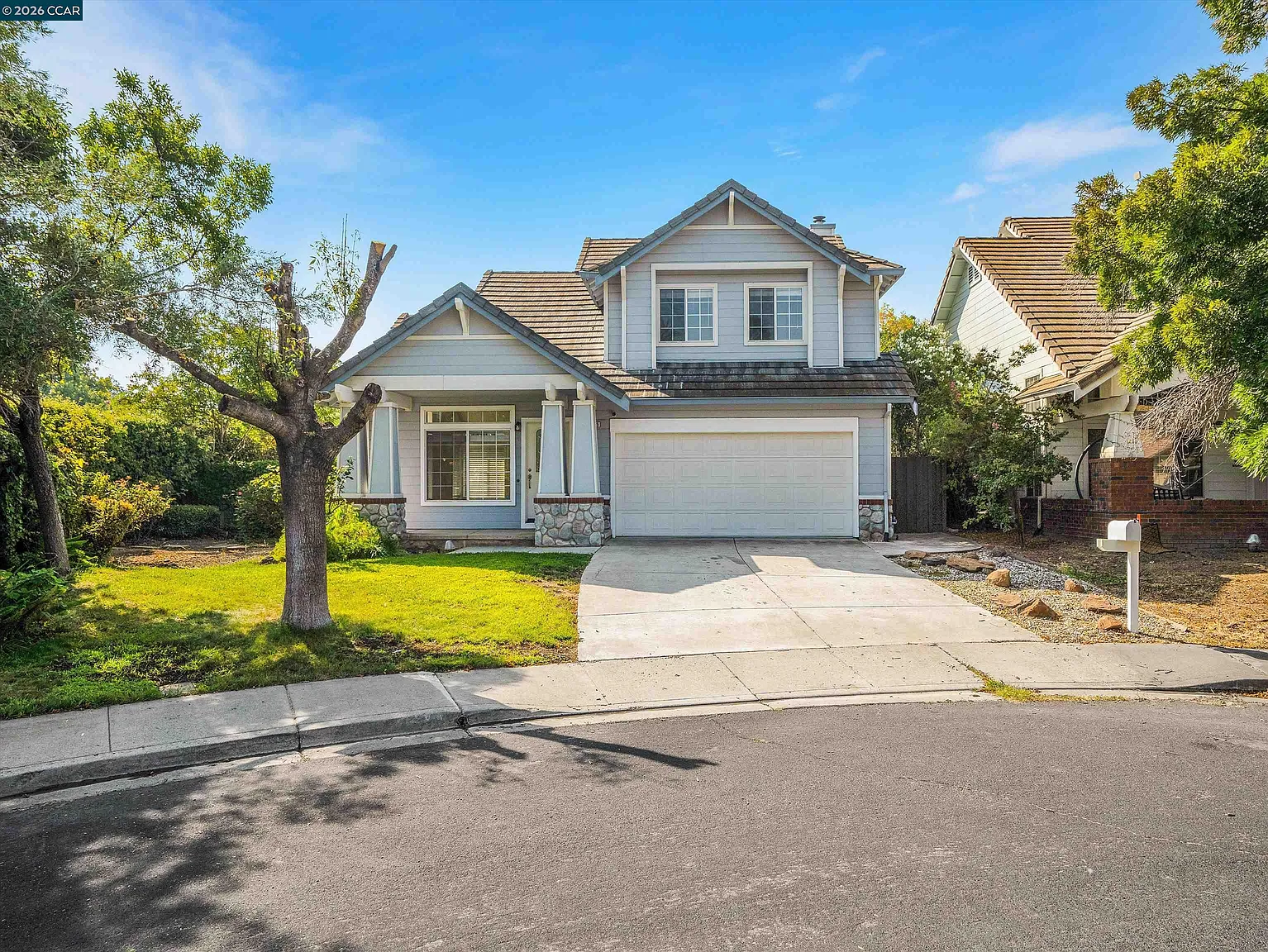 1015 Dellwood Ct photo 1