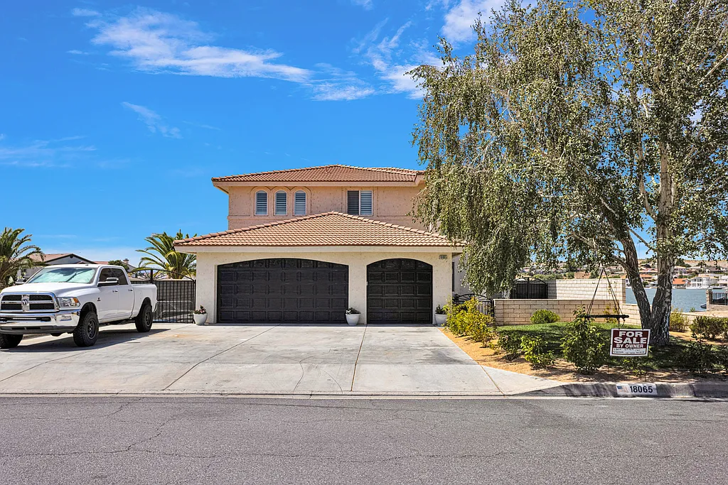 Property at 18065 Lakeview Dr, Victorville, CA 92395