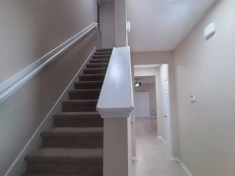 201 Moultrie Village Ln — Photo 2