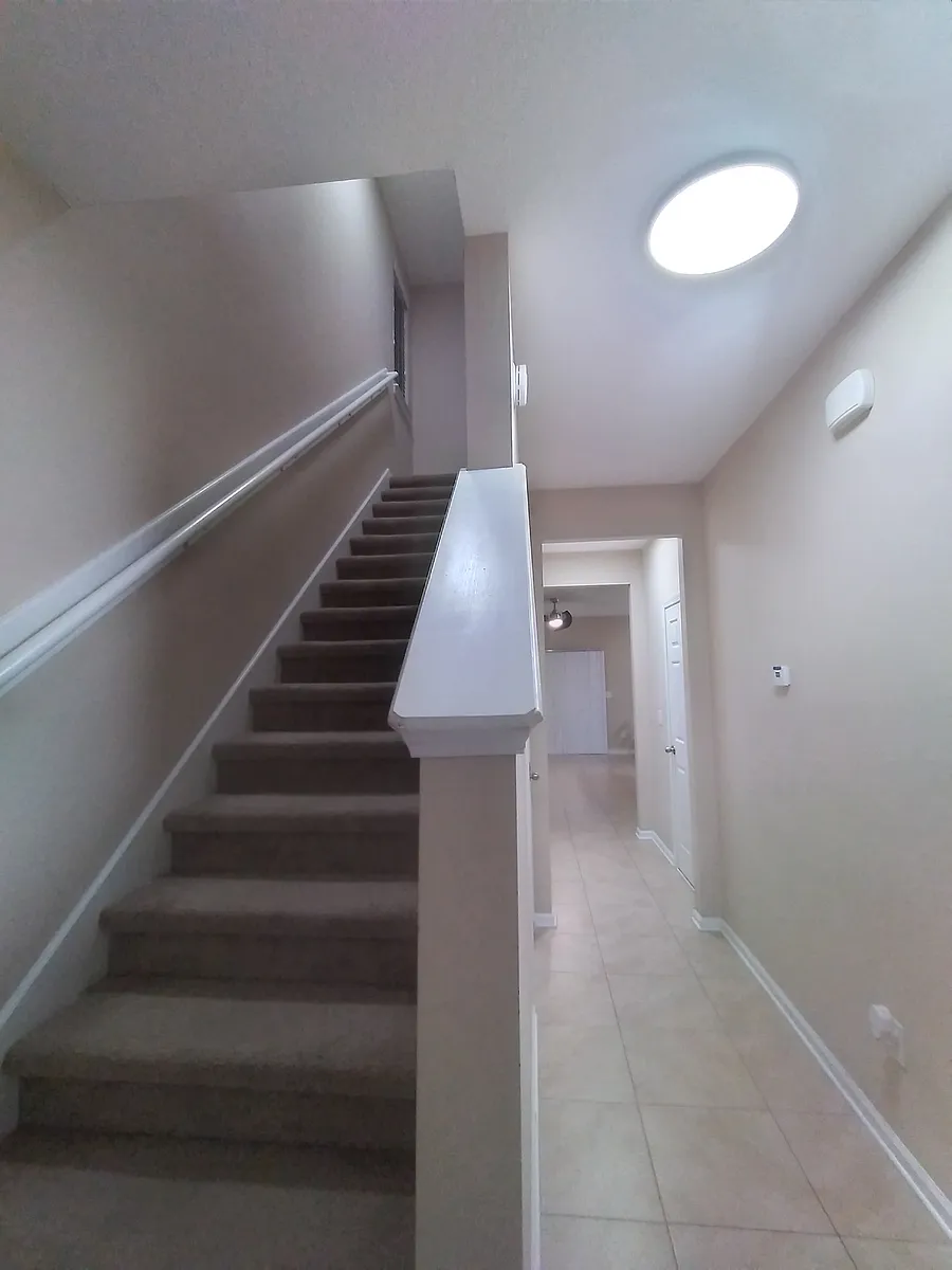 Building Photo - 201 Moultrie Village Ln