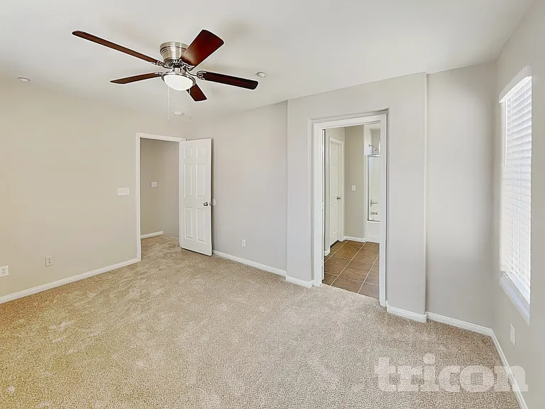 8921 Paula Jean Ave — Photo 9