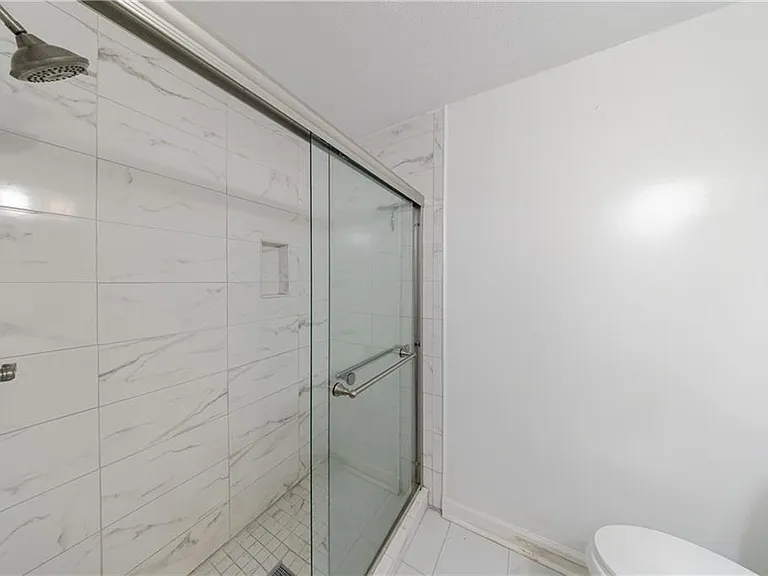 27306 Plantation Dr NE #306 — Photo 16