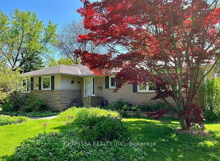 1238 Donlea Cres #BASEMENT — Photo 1