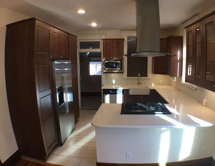 3 bed, 1790 sqft, $3,200 — Photo 3