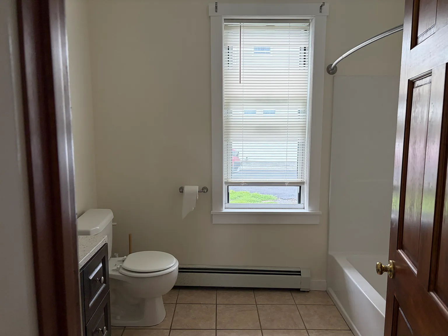 58 S Pine St — Photo 4