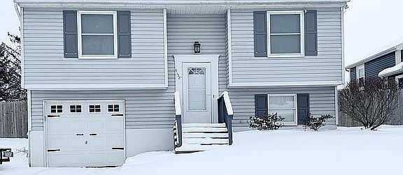 1st image of 6138 Palisades Dr