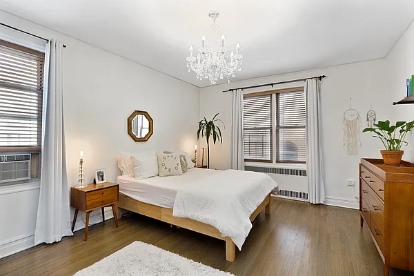 Sold by Corcoran | media 14