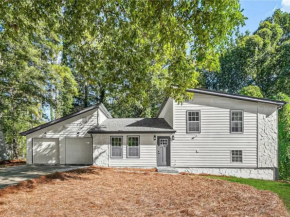 2868 Kathryn Cir SW, Atlanta, GA 30331