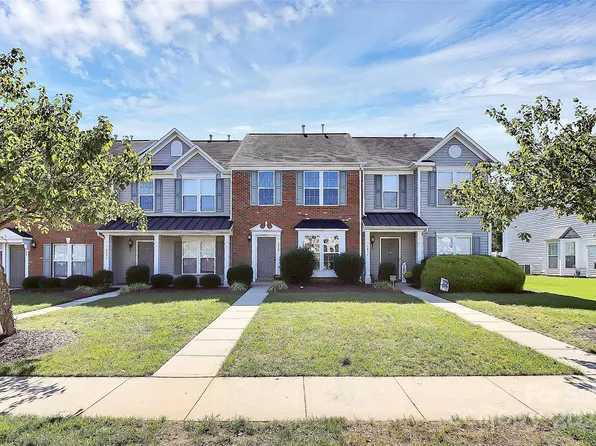 4920 Sunburst Ln, Charlotte, NC 28213