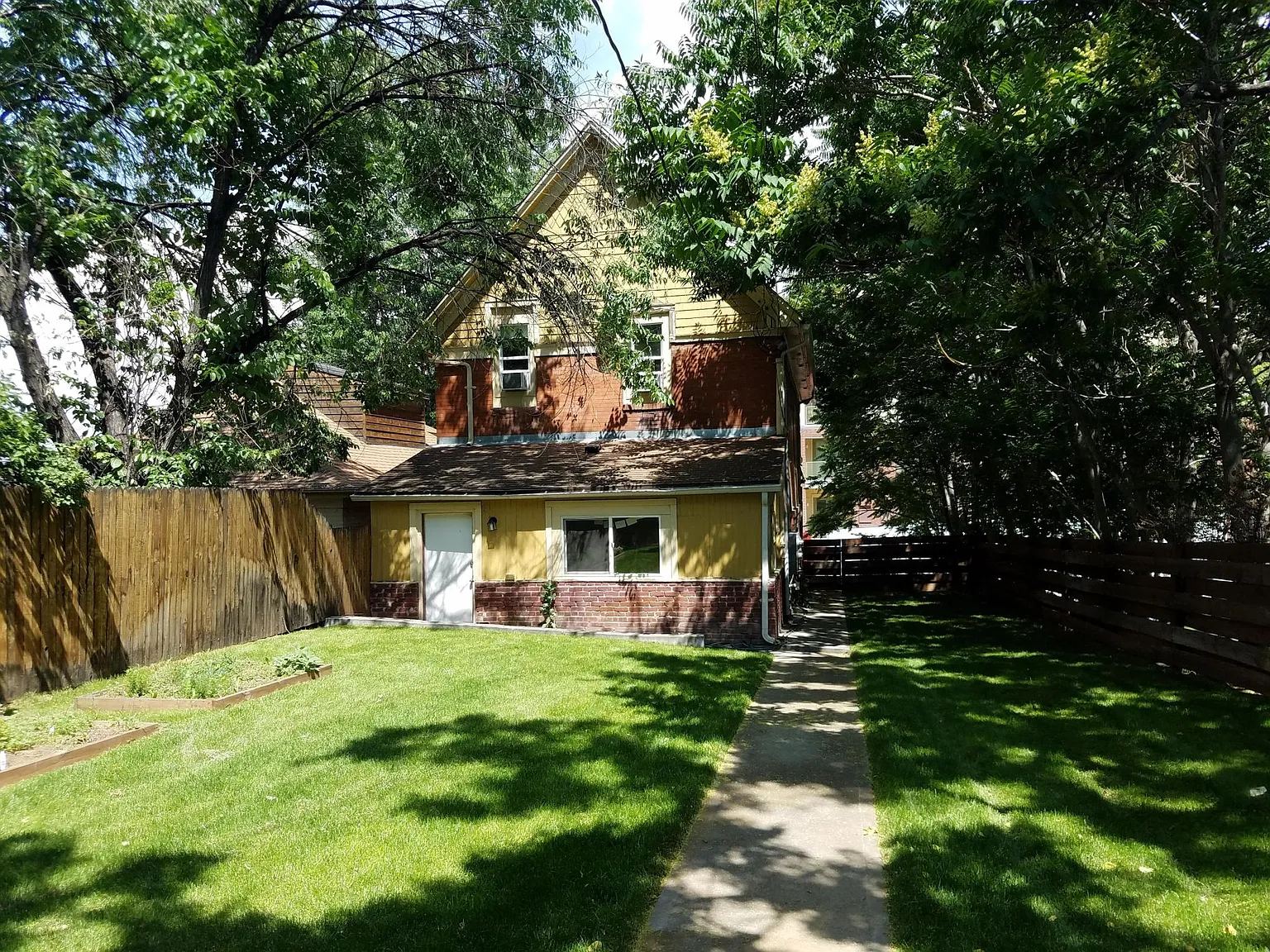 2 bed, 1.5 bath, 923 sqft, $2,200 — Photo 4