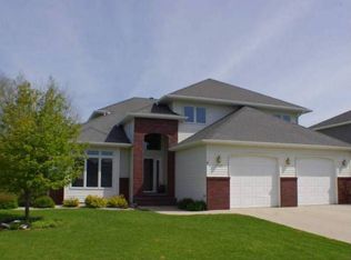 1107 42nd Ave N, Fargo, ND 58102