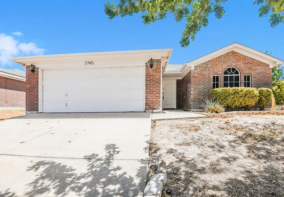 2745 Cochran Way