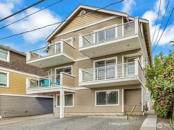 6331 42nd Avenue SW #A, Seattle, WA 98136