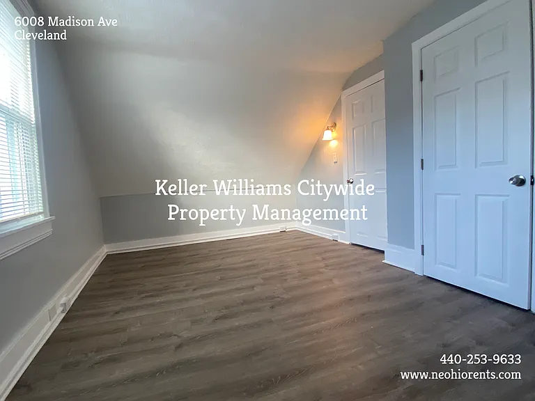 6008 Madison Ave - single family 2 bedroom with a loft — Photo 10