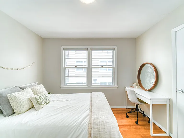 1066 Tower Rd — Photo 35