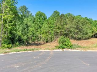 228 River Oaks Cir, Piedmont, SC 29673